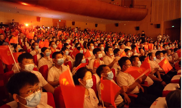 Haijiang Group dedicated to the centenary of the founding of CPC and held a grand theater viewing event of "Shangganling”